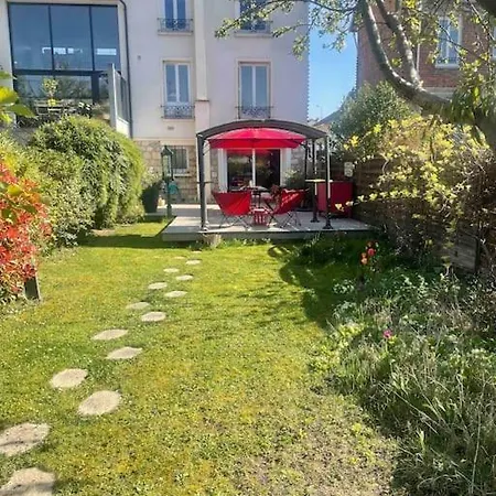 Maison Terrasse Et Jardin A Proximite De Paris