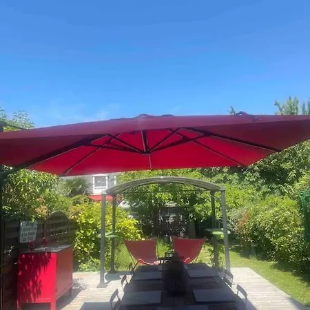 Maison Terrasse Et Jardin A Proximite De Paris Holiday home *