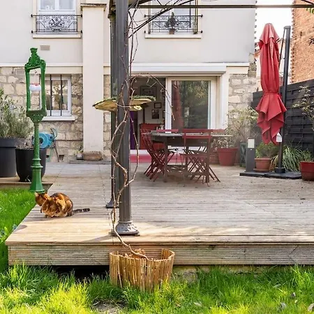Maison Terrasse Et Jardin A Proximite De Paris Holiday home *